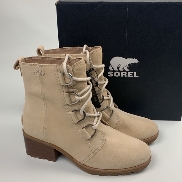 Sorel Leather Waterproof  Heeled Boots Creme Beige Size 8.5 Lace up New NWT - Picture 1 of 16